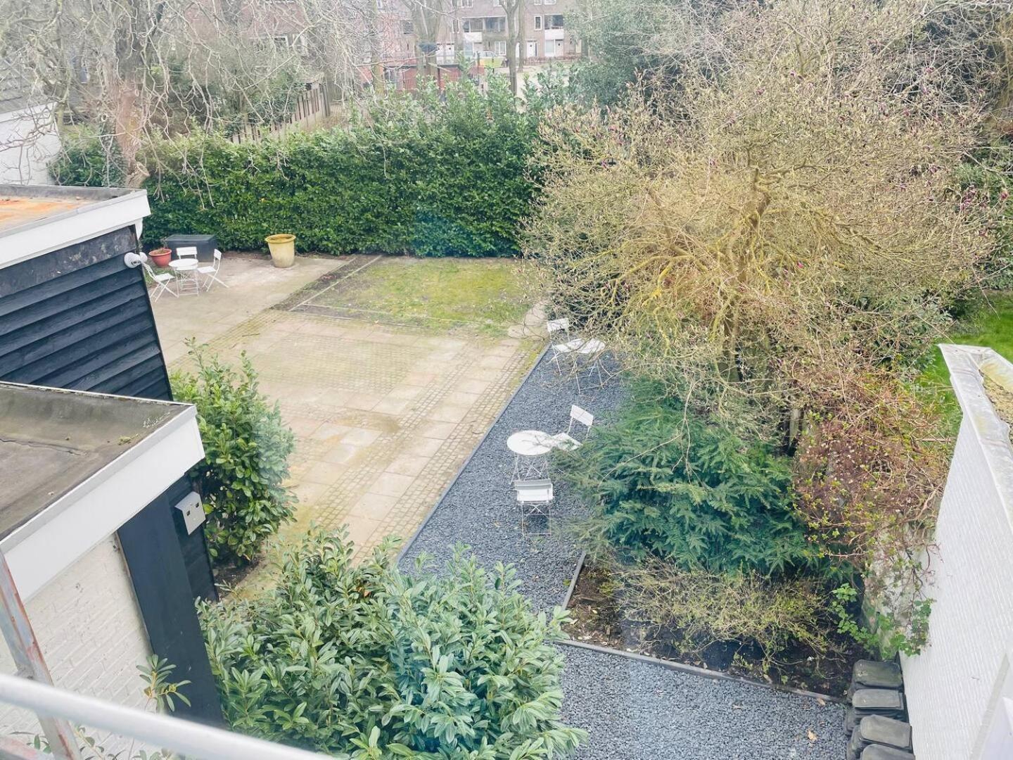 Xxl Loft With Bath Located Stadsvilla Tilburg Luaran gambar