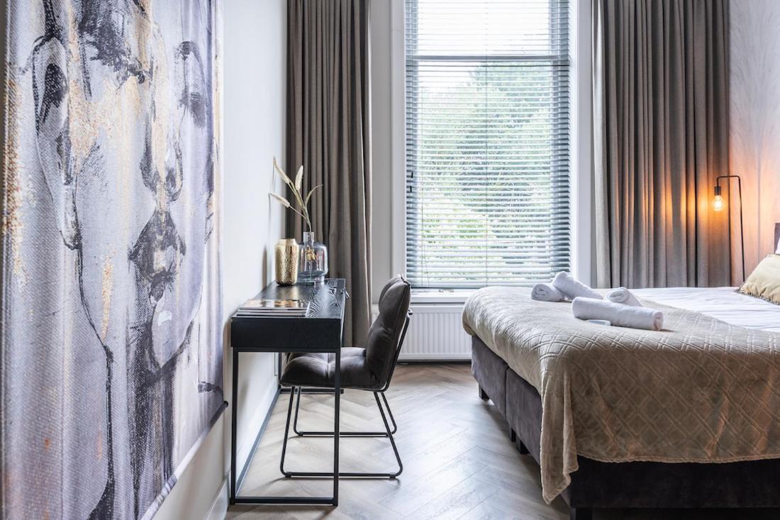 Xxl Loft With Bath Located Stadsvilla Tilburg Luaran gambar